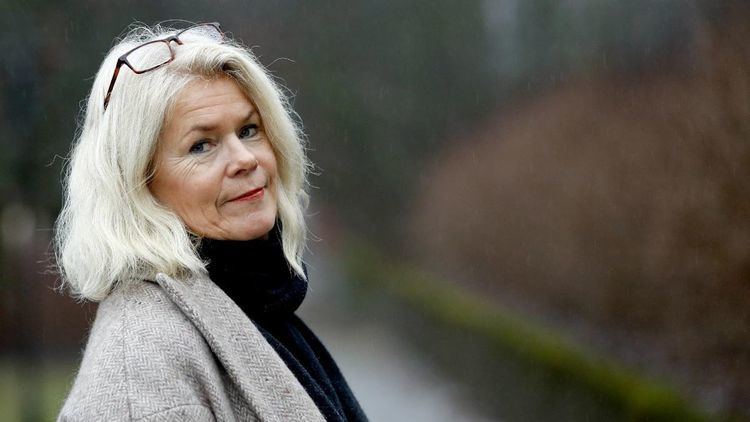 Grete Brochmann Professor Grete Brochmann Vi m gi flyktningene hyere utdanning