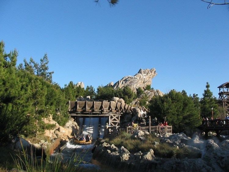 Grizzly River Run Grizzly River Run POV Ride Daytime Slow Motion Disney39s