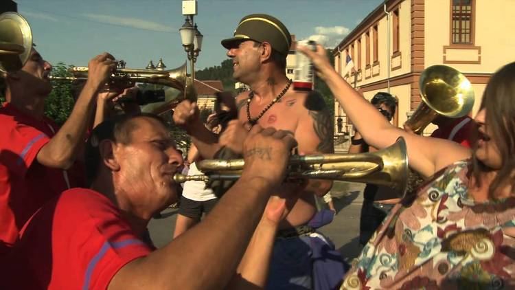 Guča Trumpet Festival Serb Nationalist handing out cash at the Gua Trumpet Festival YouTube