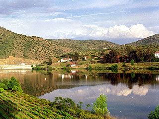 Águeda (river) httpsuploadwikimediaorgwikipediacommons00