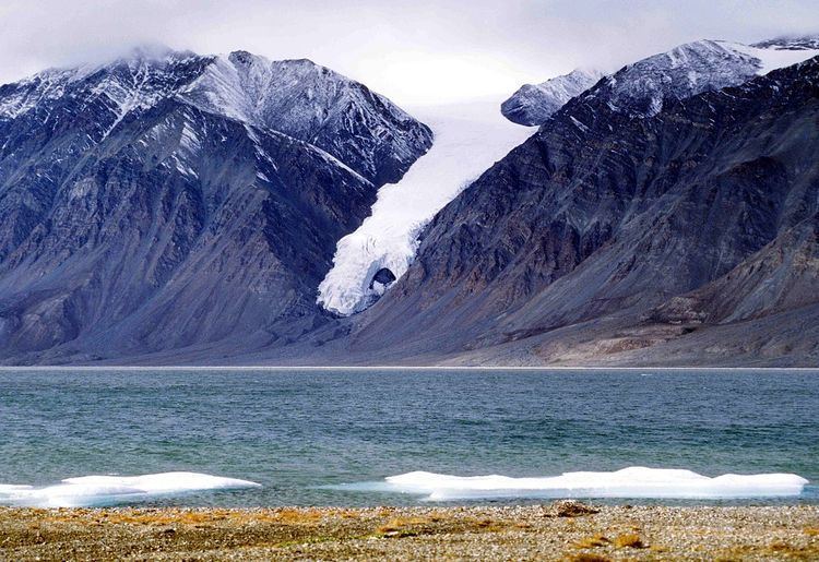 Gull Glacier