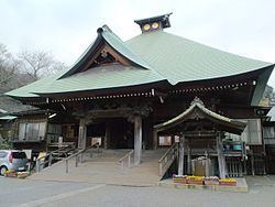 Gumyōji httpsuploadwikimediaorgwikipediacommonsthu
