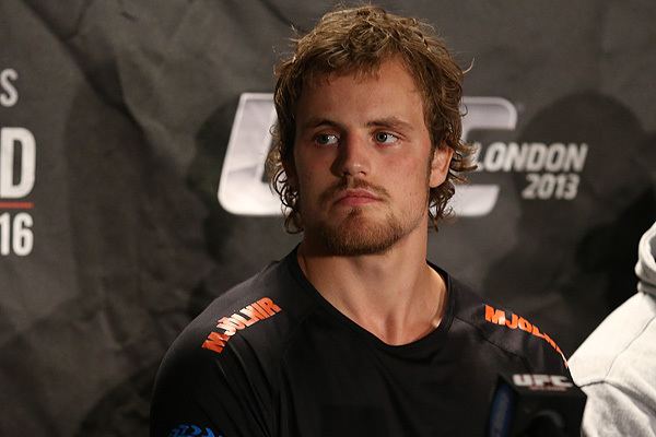 Gunnar Nelson Gunnar quotGunniquot Nelson MMA Stats Pictures News Videos