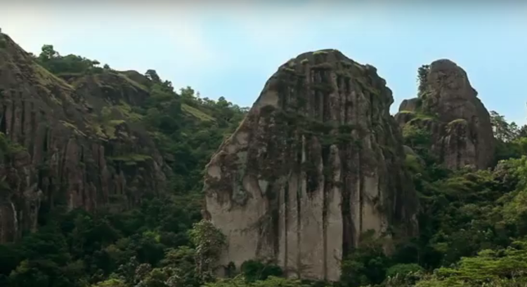Gunung Sewu Gunung Sewu Didaulat UNESCO sebagai Geopark Dunia migasnesia