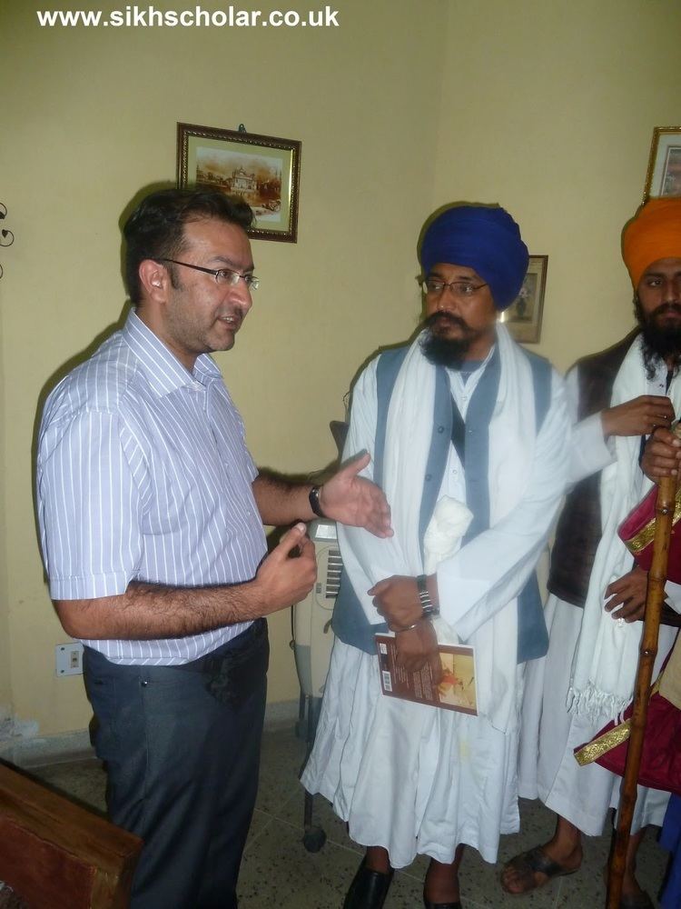 Gurinder Singh Mann Sikh Scholar Gurinder Singh Mann Gurinder Singh Mann meets Gyani