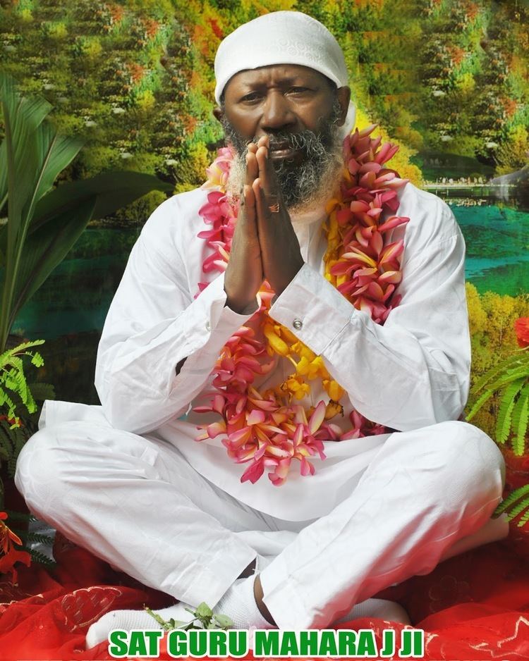 Guru Maharaj Ji (Nigeria) Naij24 THE LIVING PERFECT MASTER Guru Maharaj Ji Nigeria vol1