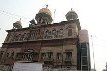 Gurudwara Sis Ganj Sahib httpsuploadwikimediaorgwikipediacommonsthu