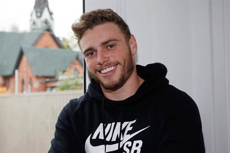 Gus Kenworthy Gus Kenworthy World Champion Skier Comes Out as Gay