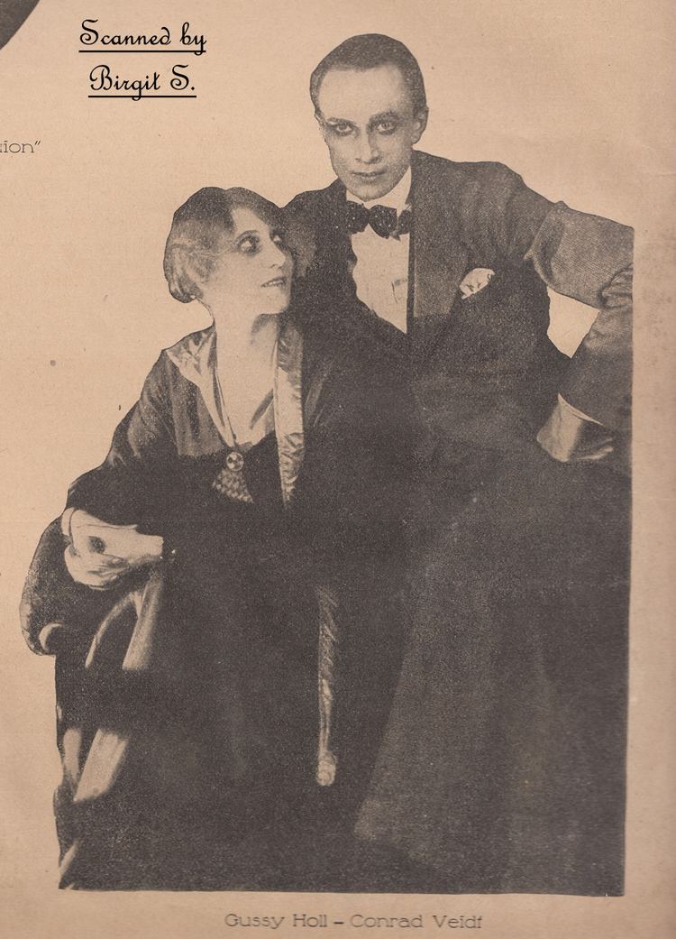 Gussy Holl Conrad Veidt and wife Gussy Holl in Die Prostitution 1919