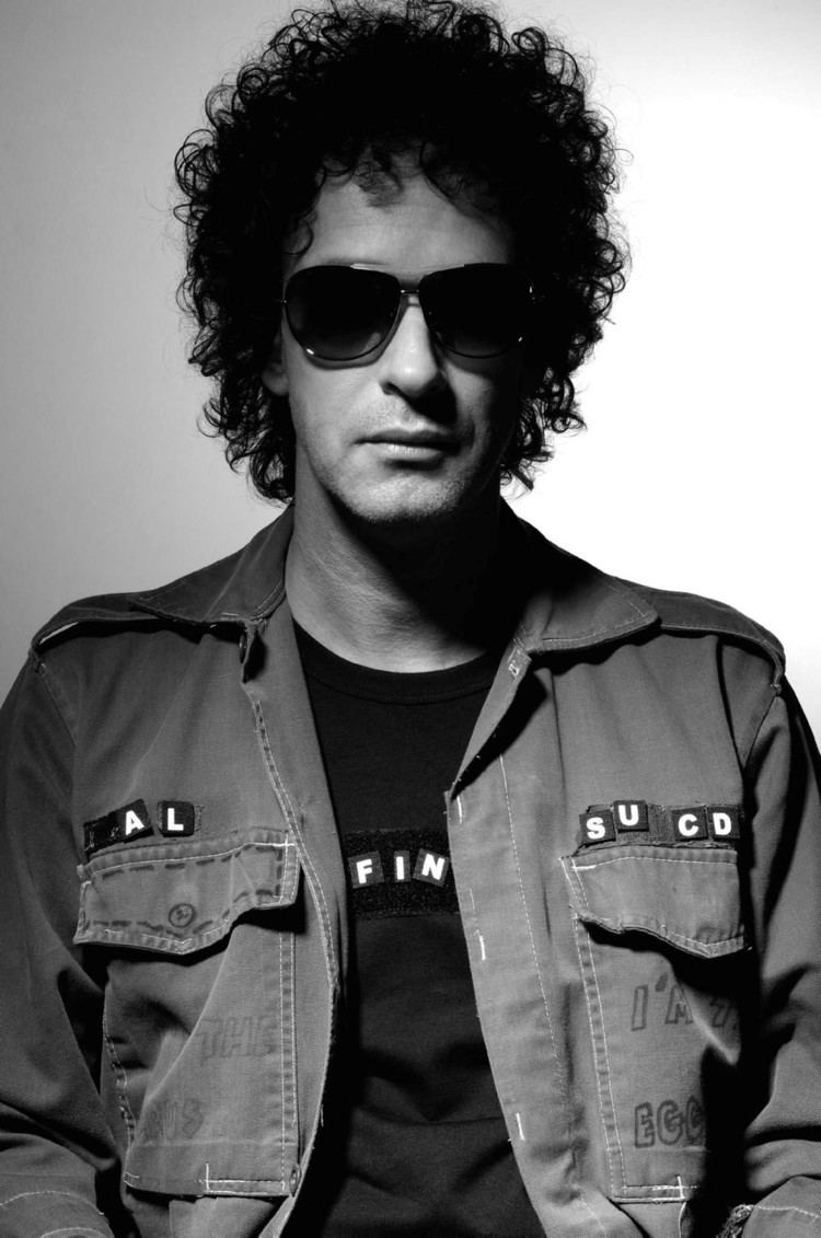 Gustavo Cerati La Biografa de Gustavo Cerati Por Juan Morris Fmdos