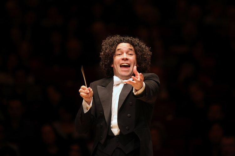 Gustavo Dudamel Vienna Philharmonic Orchestra led by Gustavo Dudamel with