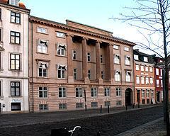 Gustmeyer House httpsuploadwikimediaorgwikipediacommonsthu