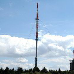 Guyed mast Guyed Towers Manufacturers Suppliers amp Exporters of Guyed Towers