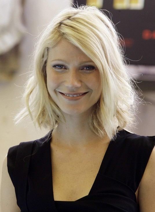 Gwyneth Paltrow Gwyneth Paltrow Hairstyles Celebrity Latest Hairstyles 2015