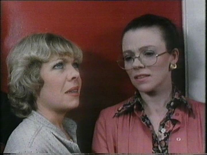 Gwyneth Powell Mrs McCluskey s314 Grange Hill Gold