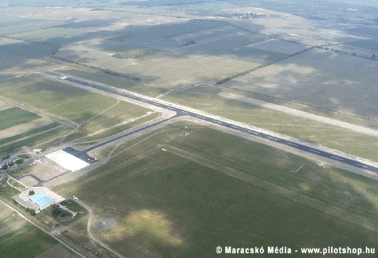Győr-Pér International Airport HungaryAirporthu