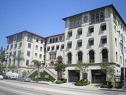 Hacienda Arms Apartments httpsuploadwikimediaorgwikipediacommonsthu