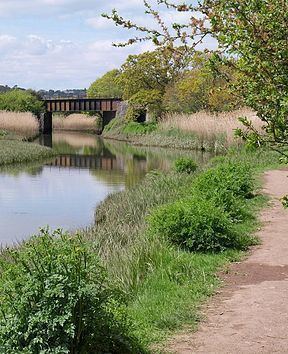 Hackney Canal httpsuploadwikimediaorgwikipediacommonsthu