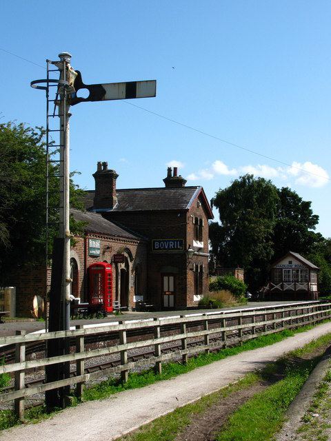 Hadlow Road railway station