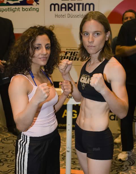 Hagar Finer Hagar Finer vs Susiana KENTIKIAN Women39s Boxing Forum