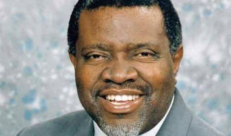 Hage Geingob Namibian President Hage Geingob Zimbabwean tech entrepreneur Strive