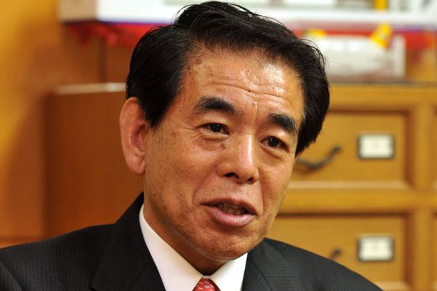 Hakubun Shimomura Japan sports minister to resign over Olympic stadium fuss
