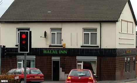 Halal Inn idailymailcoukipix20080402HalalInnMEN468