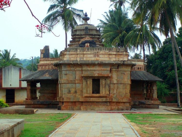 Halasi Travelogue Unlimited Bhoo Varaha Laxmi Narsinha Temple Halasi A