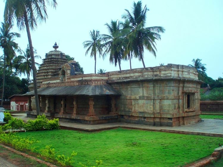 Halasi Travelogue Unlimited Bhoo Varaha Laxmi Narsinha Temple Halasi A