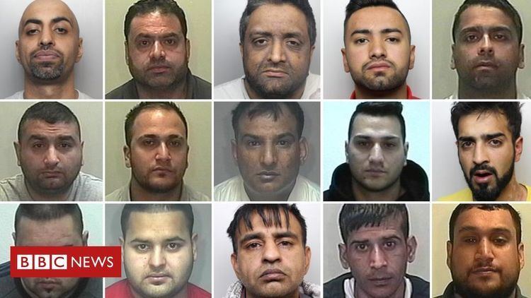 Calderdale gang jailed for grooming and abusing girls - BBC News