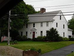 Hall's Tavern (Cheshire, Massachusetts) httpsuploadwikimediaorgwikipediacommonsthu