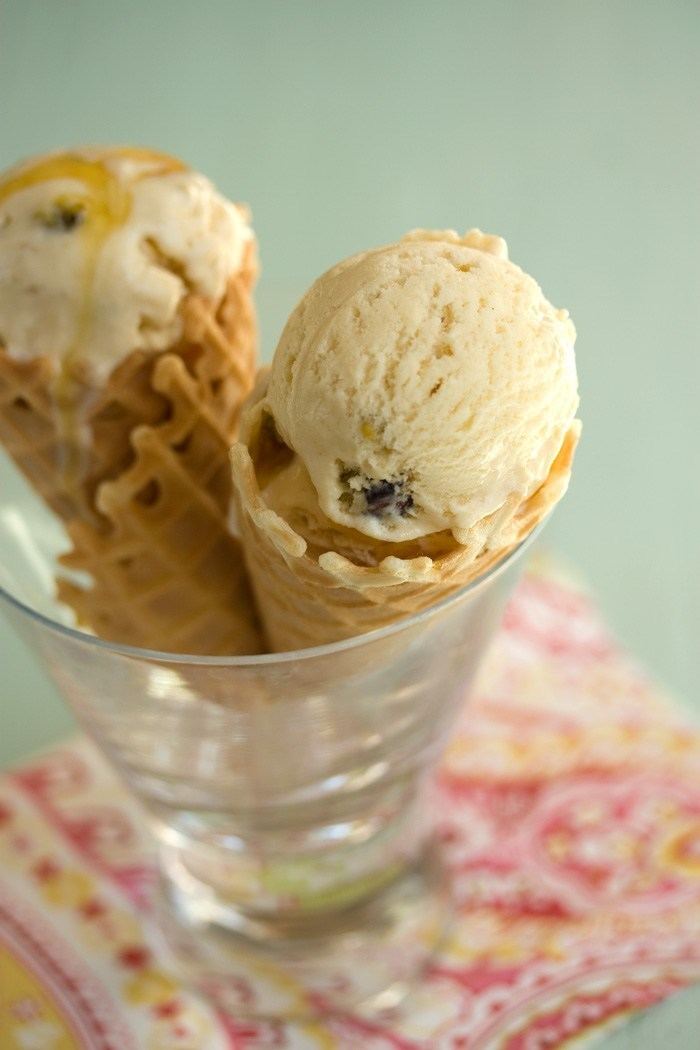 Halva ice cream halva ice cream Drizzle and Dip