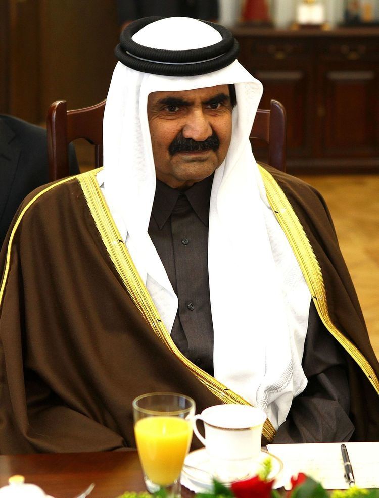 Hamad bin Khalifa Al Thani httpsuploadwikimediaorgwikipediacommons44