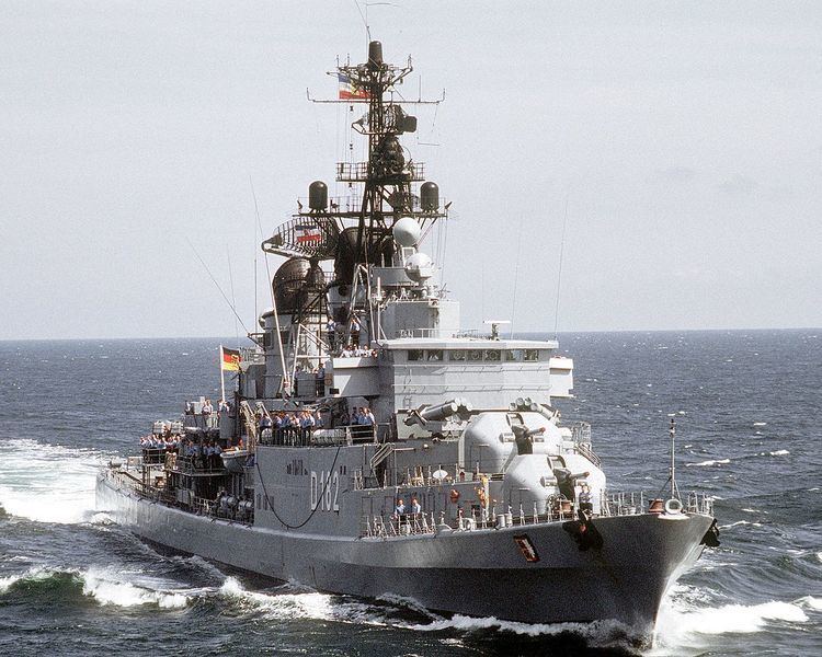 Hamburg-class destroyer
