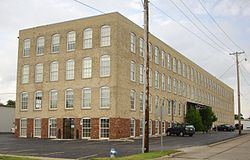 Hamilton-Brown Shoe Factory (Columbia, Missouri) httpsuploadwikimediaorgwikipediacommonsthu