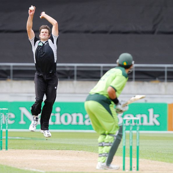 Hamish Bennett Hamish Bennett Photos New Zealand v Pakistan Game 1