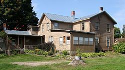 Hamlin Garland House httpsuploadwikimediaorgwikipediacommonsthu