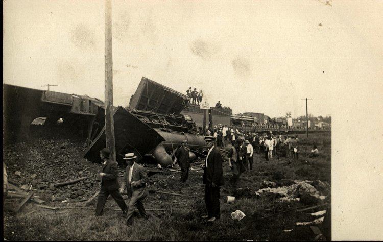 Hammond Circus Train Wreck Escaped Elephants and a Circus Train Wreck Special Collections