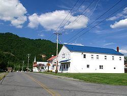 Hampton, Tennessee httpsuploadwikimediaorgwikipediacommonsthu
