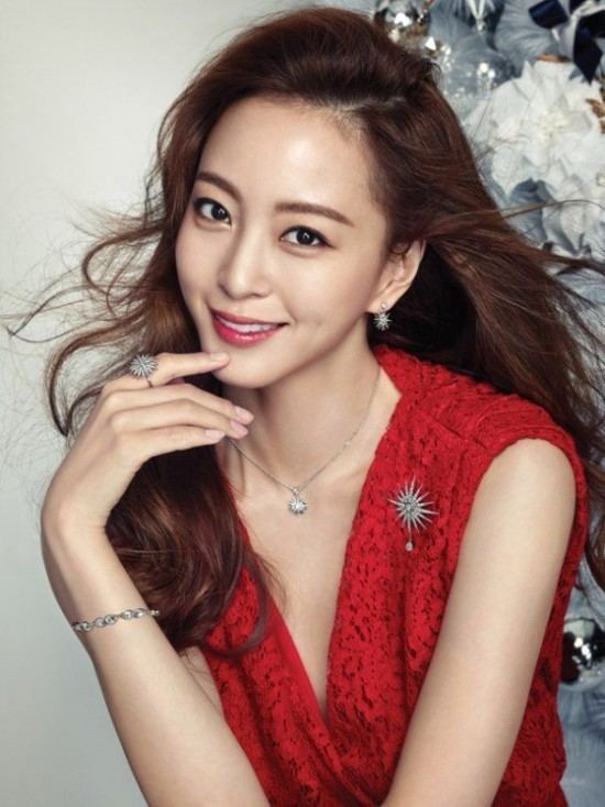 Han Ye-seul Actress Han Ye Seul Endorses Swarovski in Cosmopolitan