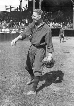 Hank Gowdy Baseball in Wartime Hank Gowdy Baseball Player and War Hero
