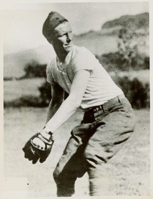 Hank Gowdy Baseball in Wartime Hank Gowdy Baseball Player and War Hero