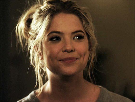 Hanna Marin Signs You39re the Hanna Marin of Your Friends Ashley Benson on PLL