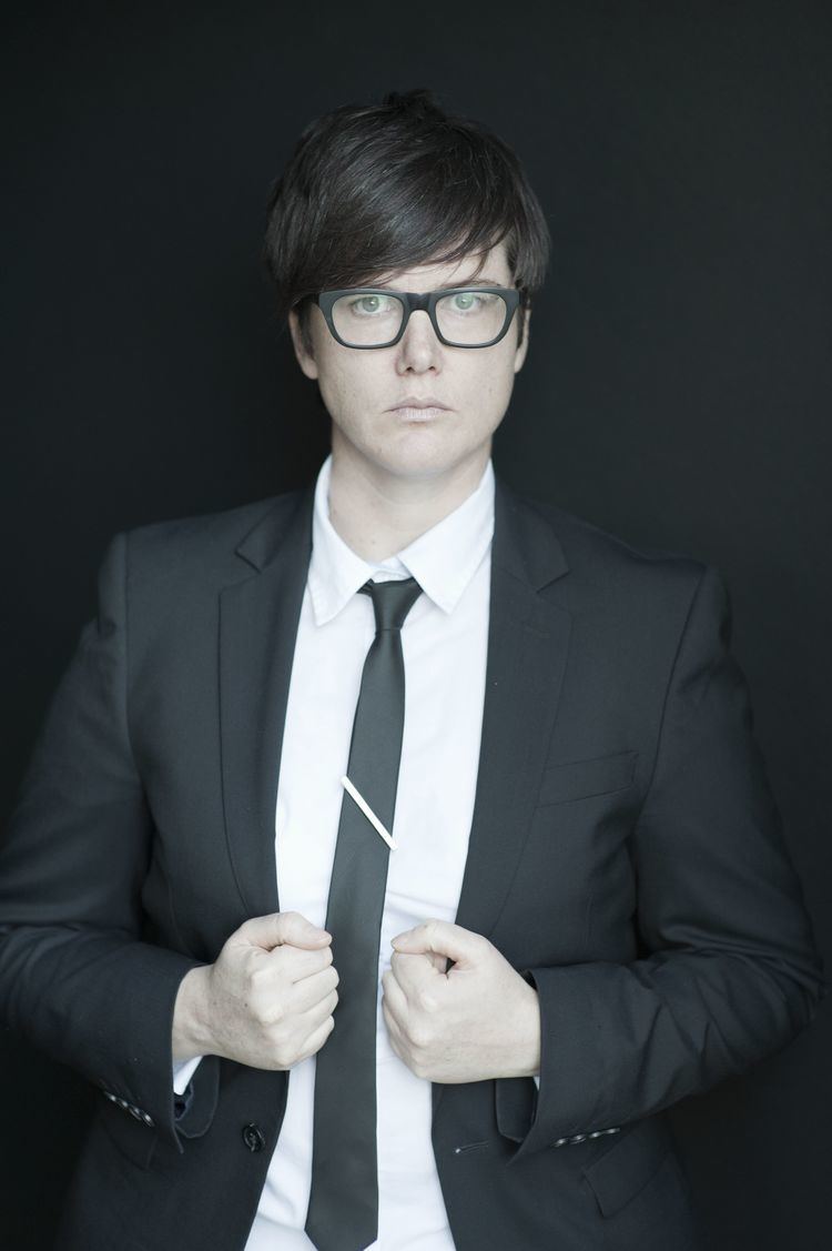 Hannah Gadsby HANNAH GADSBY WALLPAPERS FREE Wallpapers amp Background