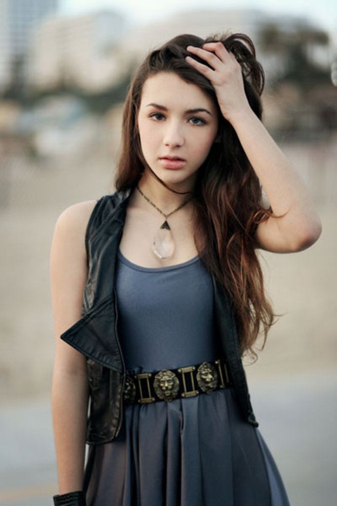 Hannah Marks Picture of Hannah Marks