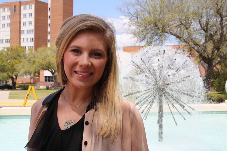 Hannah Roberts Miss University of Southern Mississippi Reaching Children