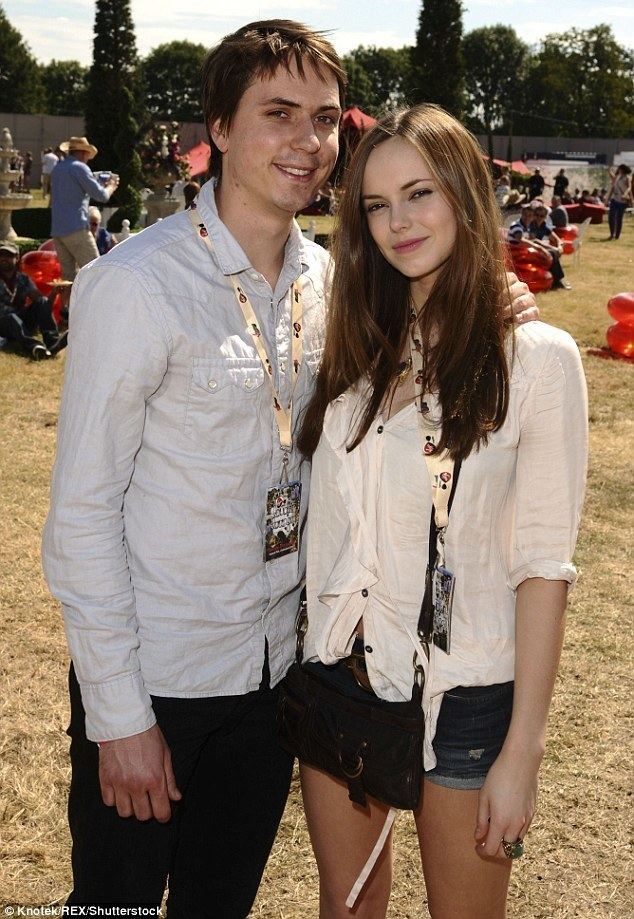 Hannah Tointon The Inbetweeners Joe Thomas and Hannah Tointon engaged Daily