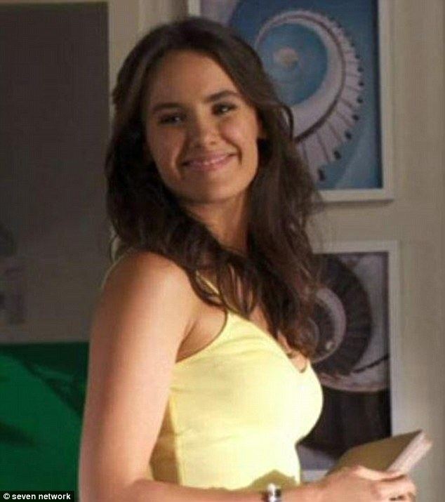 Hannah Wilson (Home and Away) Cassie Howarth moves to the US after her character was killed on