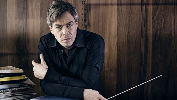 Hannu Lintu Katso suorana Teemalla RSO Musiikkitalossa syksy 2013