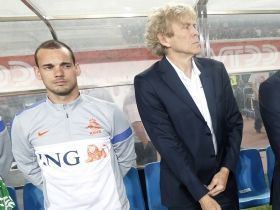 Hans Jorritsma Jorritsma blijft tch aan als teammanager van het Nederlands elftal